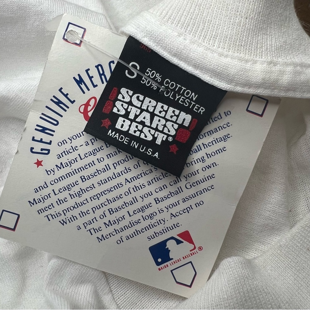 Genuine Merchandise MLB Cincinnati Reds Paul O’Neill Short Sleeve T-Shirt - Picture 5 of 5